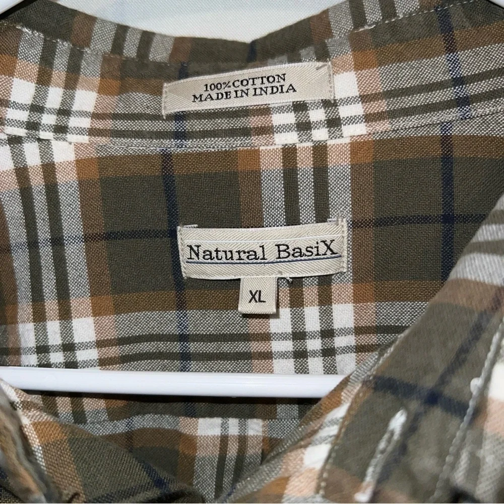 Natural BasiX Men's Cotton Button Down plaid long sleeve Shirt- Checkered XL.